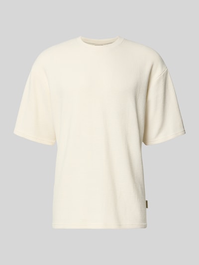 Produktfoto, cremefarbenes T-Shirt mit Strukturmuster und Rundhalsausschnitt Modell 'PETER' von Redefined Rebel im Relaxed Fit, Baumwoll-Mix