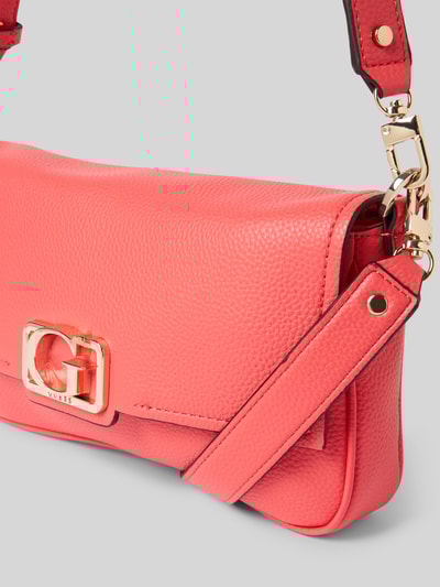 Guess Torba na ramię z aplikacją z logo model ‘CIRCE’ Czerwony 3