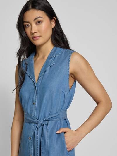 Vero Moda Sukienka jeansowa taliowana z wiązanym paskiem model ‘BREE’ Niebieski 3