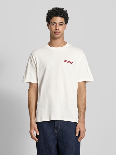 Męski t-shirt Regular Fit T-Shirt mit Motiv-Print Modell 'DRY RIDGE' von Dickies, bawełna, krój regular fit, okrągły dekolt, długość tyłu w rozmiarze M: 66 cm, jasny kolor, proste kształty, gładka tekstura, nadruk z motywem, Ganzkörperansicht von vorne.