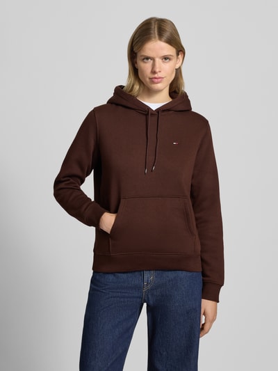 Tommy Jeans Regular Fit Hoodie aus Baumwoll-Mix Schoko 4