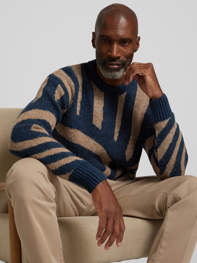 Scotch & Soda Sweter z dzianiny z okrągłym dekoltem model ‘Hairy’  3