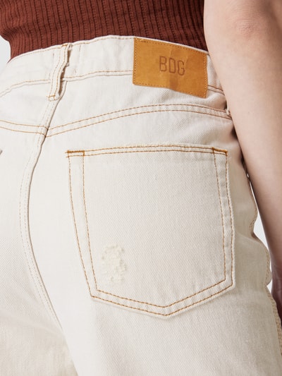 BDG Urban Outfitters Super High Waist Jeans im Used-Look Offwhite 3