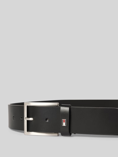 Produktfoto, Gürtel aus Leder von Tommy Hilfiger in Schwarz mit Dornschließe, Logo-Applikation, Gürtelbreite: 4 cm, Echtleder