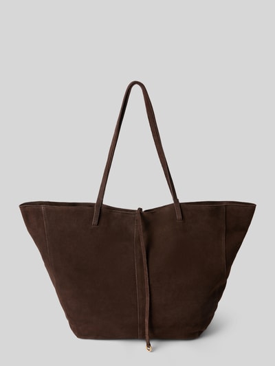 Produktfoto, Tote Bag mit Tragehenkel von Mango aus dunkelbraunem Rindsleder mit Magnetverschluss, Innenfach mit Reißverschluss, Maße 54x31x13 cm, Schulterriemen 63 cm.