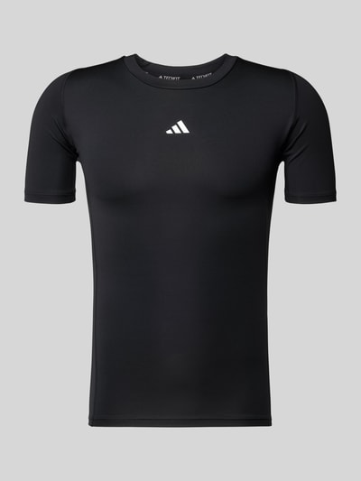 Produktfoto, T-Shirt mit Label-Print von adidas Training in Schwarz, Material-Mix mit Stretch, Slim Fit, gerippter Rundhalsausschnitt