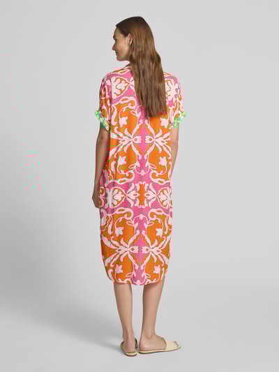 Emily Van den Bergh Knielanges Kleid mit V-Ausschnitt Orange 5