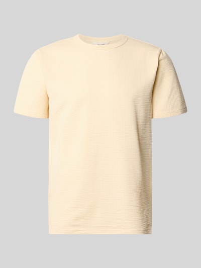 Produktfoto, Regular Fit T-Shirt aus Baumwoll-Mix Modell 'SANDER' von SELECTED HOMME in Unifarbe Beige, Seersucker-Struktur, Rundhals, Kurzarm.