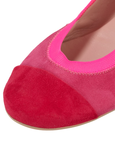 Pretty Ballerinas Ballerinas aus Veloursleder Fuchsia 2