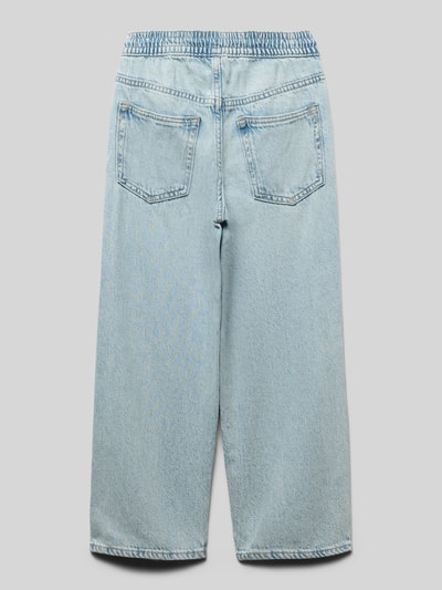 Productfoto, Jeans aus Baumwoll-Lyocell-Mix mit elastischem Bund van GAP, relaxed fit, lichtblauw, tunnellkoord, steekzakken, kindermodel, context: taillewijdte maat 116 is 29 cm, binnenbeenlengte 50 cm.