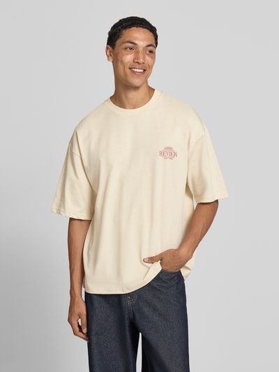 REVIEW Oversized T-Shirt mit rückseitigem Print Ecru 4