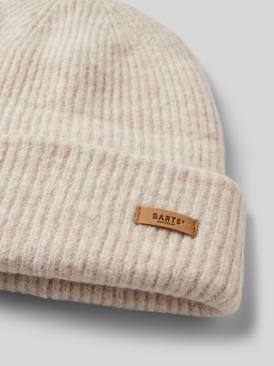 Barts Czapka beanie z naszywką z logo model ‘Witzia’ Złamany biały 2