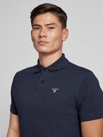 Barbour Poloshirt mit kurzer Knopfleiste Marine 3