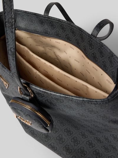 Productfoto, shopper met logomotief, model 'ECO POWER PLAY II' van guess, hoofdvak met ritssluiting, uitneembare binnenzak, draagband, breedte 46 cm, lengte 31 cm, diepte 15 cm, bandlengte schouderband 60 cm