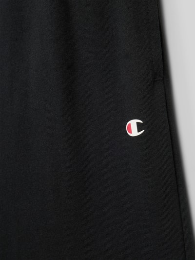CHAMPION Szorty z dzianiny dresowej o kroju regular fit z nadrukiem z logo Czarny 2