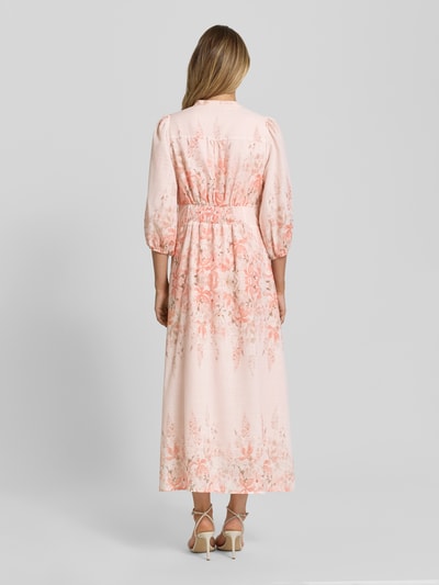 Neo Noir Maxikleid mit Serafinokragen Modell 'Stellar' Rose 5