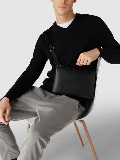 CK Calvin Klein Umhängetasche mit Label-Applikation Black 1