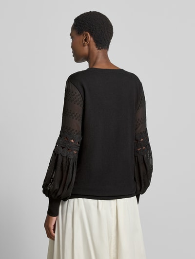 Apricot Regular Fit Bluse aus Viskose-Mix mit Loch-Stitching Black 5