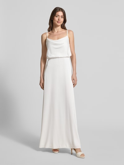Frauenmodel trägt Abendkleid aus Satin mit Spaghettiträgern von Hey Kyla, Taillierte Passform, Nahtreißverschluss, Ganzkörperansicht von vorne. Rückenlänge bei Größe 36: 124 cm, Brustweite bei Größe 36: 34 cm.