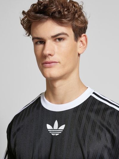 adidas Originals T-Shirt mit geripptem Rundhalsausschnitt Black 3