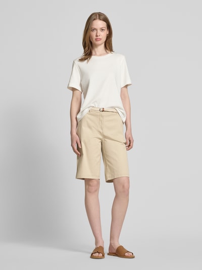 Christian Berg Woman Bermudas mit Gürtel und französischen Eingrifftaschen Sand 1