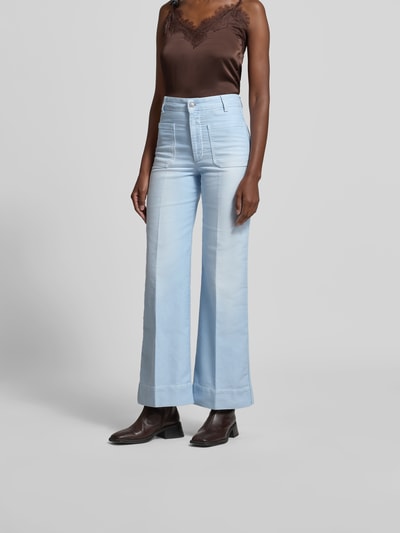 Victoria Beckham Wide Fit Jeans mit aufgesetzten Taschen Hellblau 4