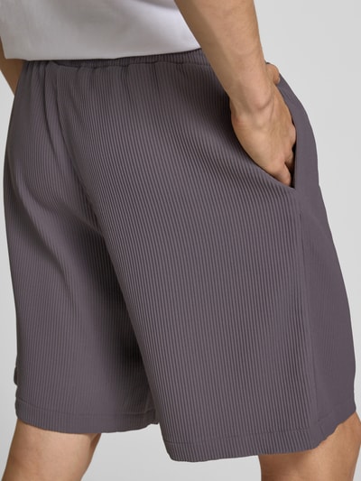 REVIEW Shorts mit Strukturmuster Dunkelgrau 3