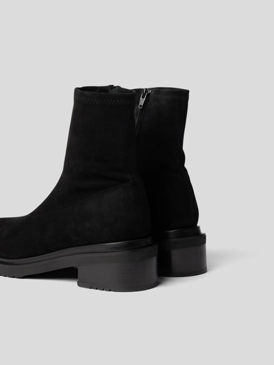 BY FAR Ankle Boots mit Veloursleder Schwarz 3
