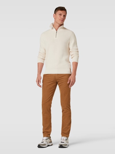 Tommy Hilfiger Chino z imitacji sztruksu model ‘BLEECKER’ Khaki 1