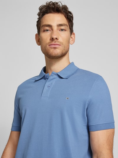 Christian Berg Men Poloshirt met labeldetail Jeansblauw - 3