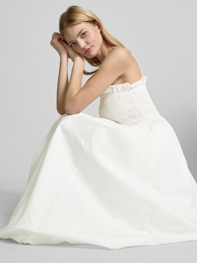 Amy Lynn Knielanges Cocktailkleid mit Smok-Details Modell 'Polly' Weiss 3