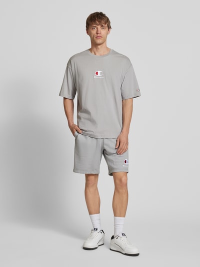 CHAMPION T-Shirt mit Label-Stitching Hellgrau 1