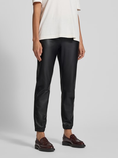 monari Spodnie z imitacji skóry z bocznymi kieszeniami zapinanymi na zamek błyskawiczny Czarny 4