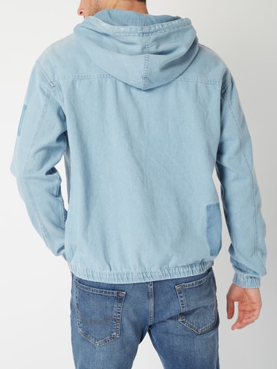 REVIEW Hoodie aus Denim Sky 5