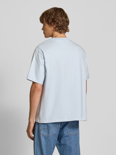 Calvin Klein Jeans Relaxed Fit T-Shirt mit Rundhalsausschnitt Hellblau 5