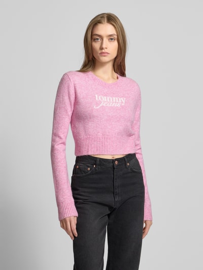 Tommy Jeans Cropped Strickpullover mit Label-Print Pink 4