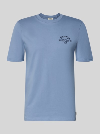 Produktfoto, T-Shirt mit Rundhalsausschnitt von Scotch & Soda in Hellblau mit Label-Print, Reine Baumwolle, Regular-Fit, Rückenlänge 68 cm
