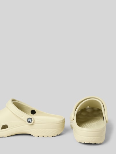Crocs Hausschuhe mit Label-Detail Sand 2