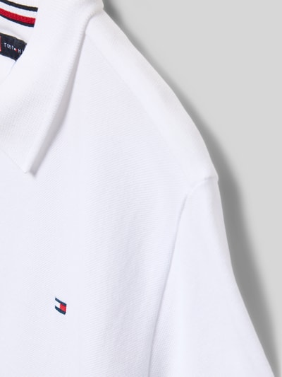 Productfoto, Regular Fit poloshirt uit puur katoen van Tommy Hilfiger Teens in effen kleuren look, piqué textuur, gestikt logo