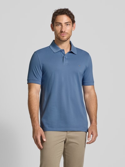Christian Berg Men Regular Fit Poloshirt mit Logo-Stitching Jeansblau 4