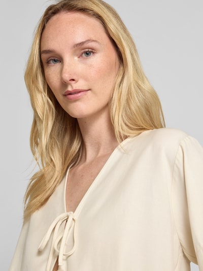 Selected Femme Bluzka z wiązaniem model ‘NATUK’ Złamany biały 3