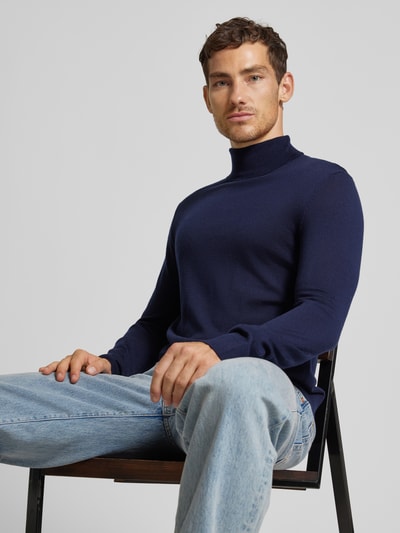 SELECTED HOMME Sweter z dzianiny z wełny lana model ‘TRAY’ Ciemnoniebieski 4