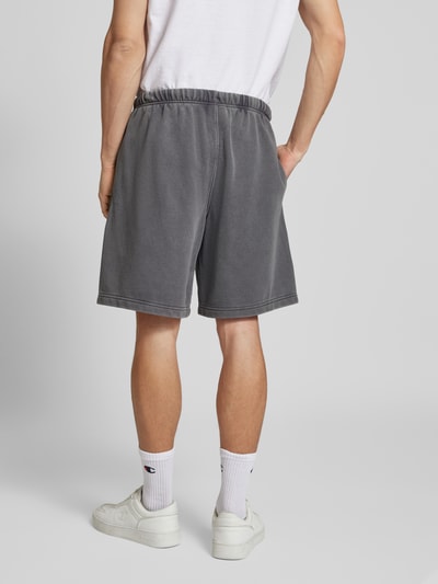 CHAMPION Regular Fit Bermudas mit Label-Stitching Anthrazit 5