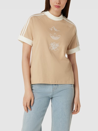 adidas Originals T-Shirt mit Brand-Stitching Beige 4