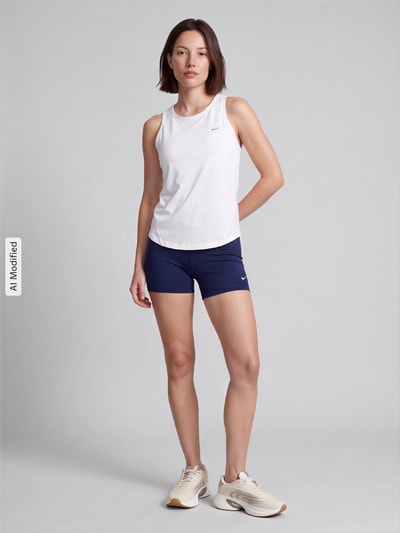 Nike Training Eng anliegende Sportshorts mit Dri-FIT-Technologie Modell 'Pro Sculpt' Dunkelblau 1