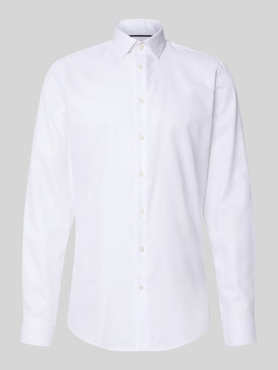 Produktfoto, Slim Fit Business-Hemd mit Kentkragen von Jake*s aus Reine Baumwolle in Weiß, Knopfleiste, Sportmanschetten, abgerundeter Saum, extralang, schlichte Textur, Rückenlänge 83 cm, Schulterbreite 41 cm, Ärmellänge 71 cm, für Herren