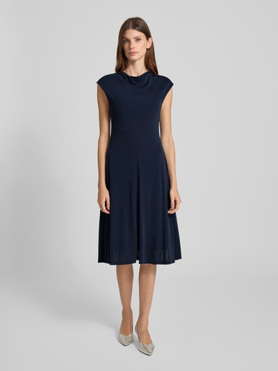 BOSS Sukienka midi o kroju slim fit z dżerseju wiskozowego model ‘ELAMI’ Granatowy 4