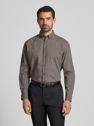 Christian Berg Men Regular Fit Freizeithemd mit Button-Down-Kragen Cognac 4