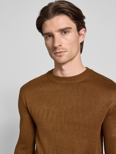 Tom Tailor Denim Sweter o kroju regular fit z prążkowanej dzianiny Camel 3