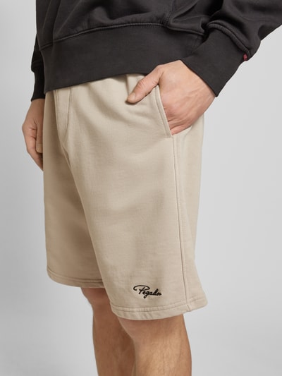 Pegador Regular Fit Sweatshorts mit Label-Stitching Modell 'TERRY' Taupe 3